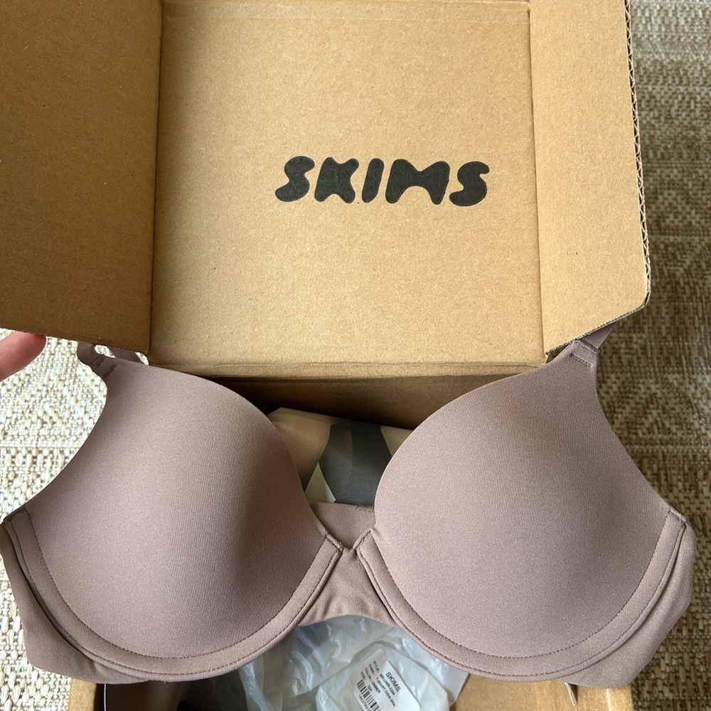 SKIMS T-Shirt Bra
